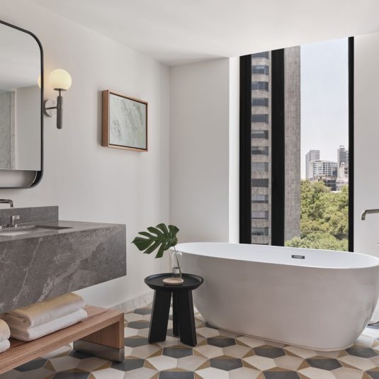 Lincoln Suite 01